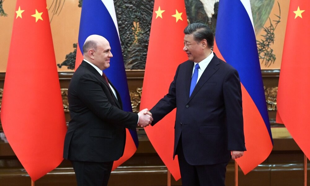 28 Rusia dan China akan berdiri bersama untuk menolak upaya kolektif Barat untuk mempertahankan dominasi globalnya, dan akan melawan ambisi berbahaya tersebut.